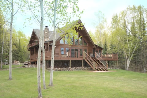 Birch Haven | Spectacular Lakefront Log Cabin
