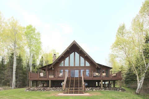Birch Haven | Spectacular Lakefront Log Cabin