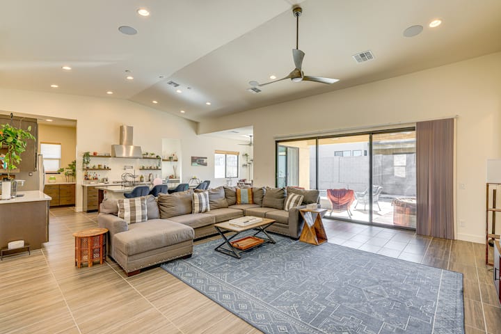 Mtn Views, Pool & Hot Tub: Phoenix Oasis - Houses for Rent in