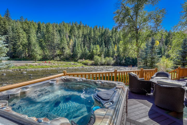River Dream Retreat | Pagosa Riverfront 4BR