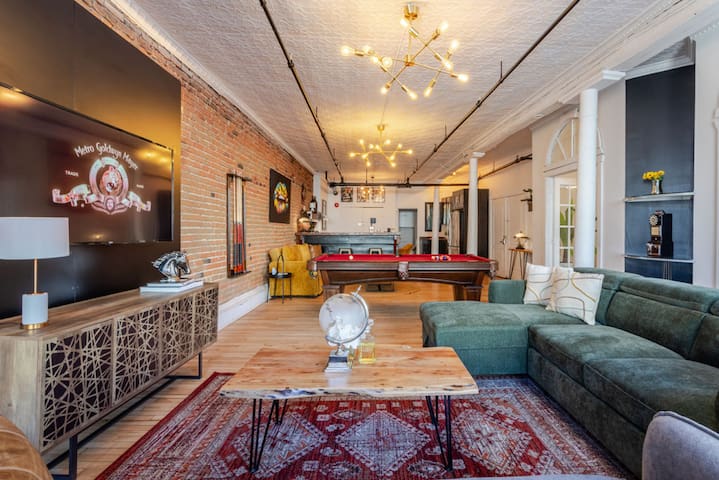 The Dream – Euro Style Loft