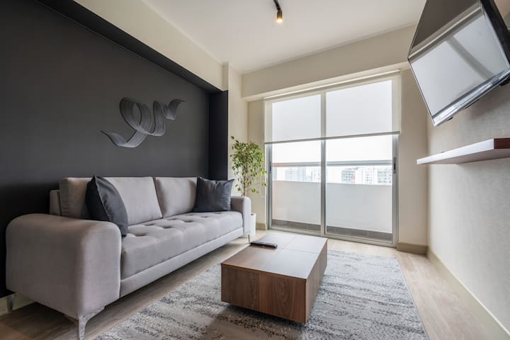 Geko | Modern 1br W/balcony In Barranco - Lima