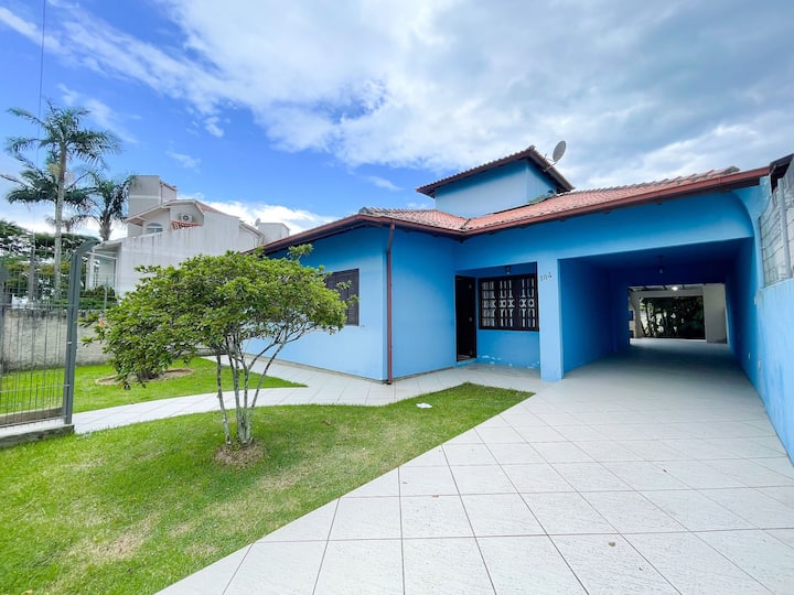 Belíssima Casa A 350m Da Praia De Canasvieiras - Florianópolis