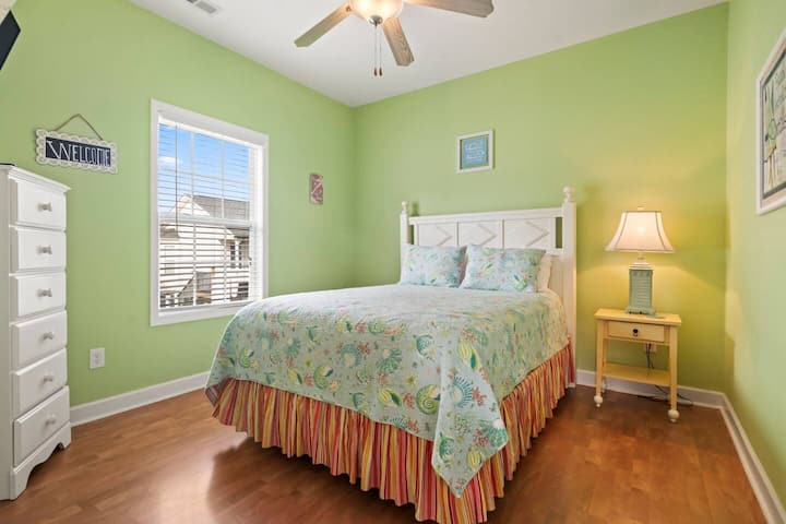 E5b8f3ea 79e5 48b9 be95 2bcec6a7b7ca