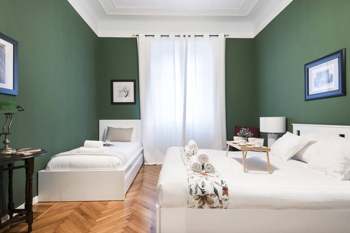 Easylife – Milan – Disciplini 17 – Historic Center gallery image 3