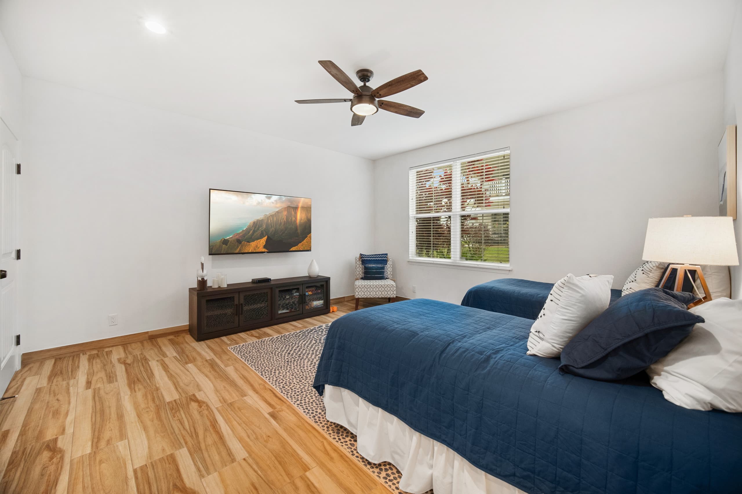 Townhouse in Princeville · ★4.94 · 2 bedrooms · 4 beds · 2.5 shared baths - Image 28