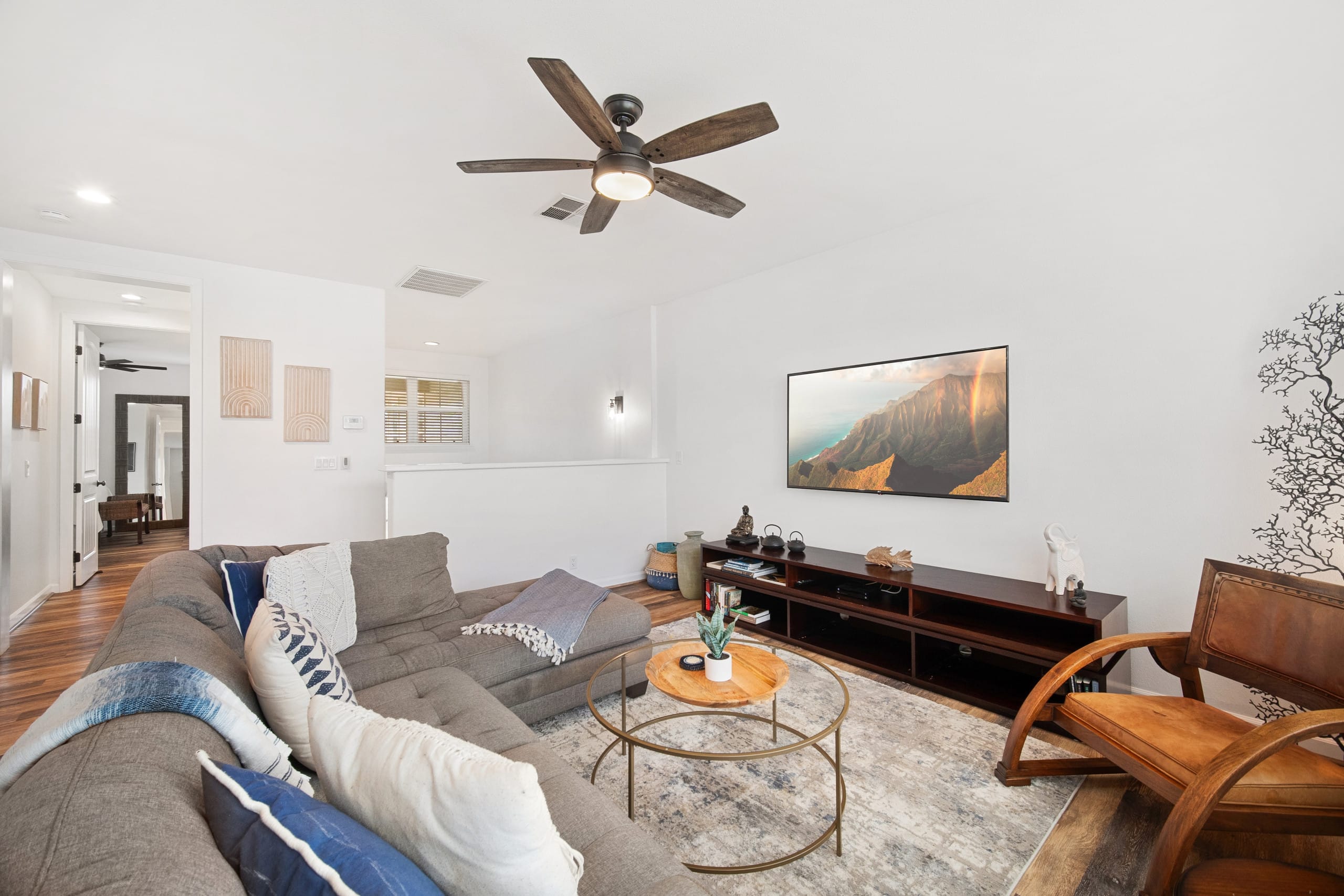 Townhouse in Princeville · ★4.94 · 2 bedrooms · 4 beds · 2.5 shared baths - Image 2