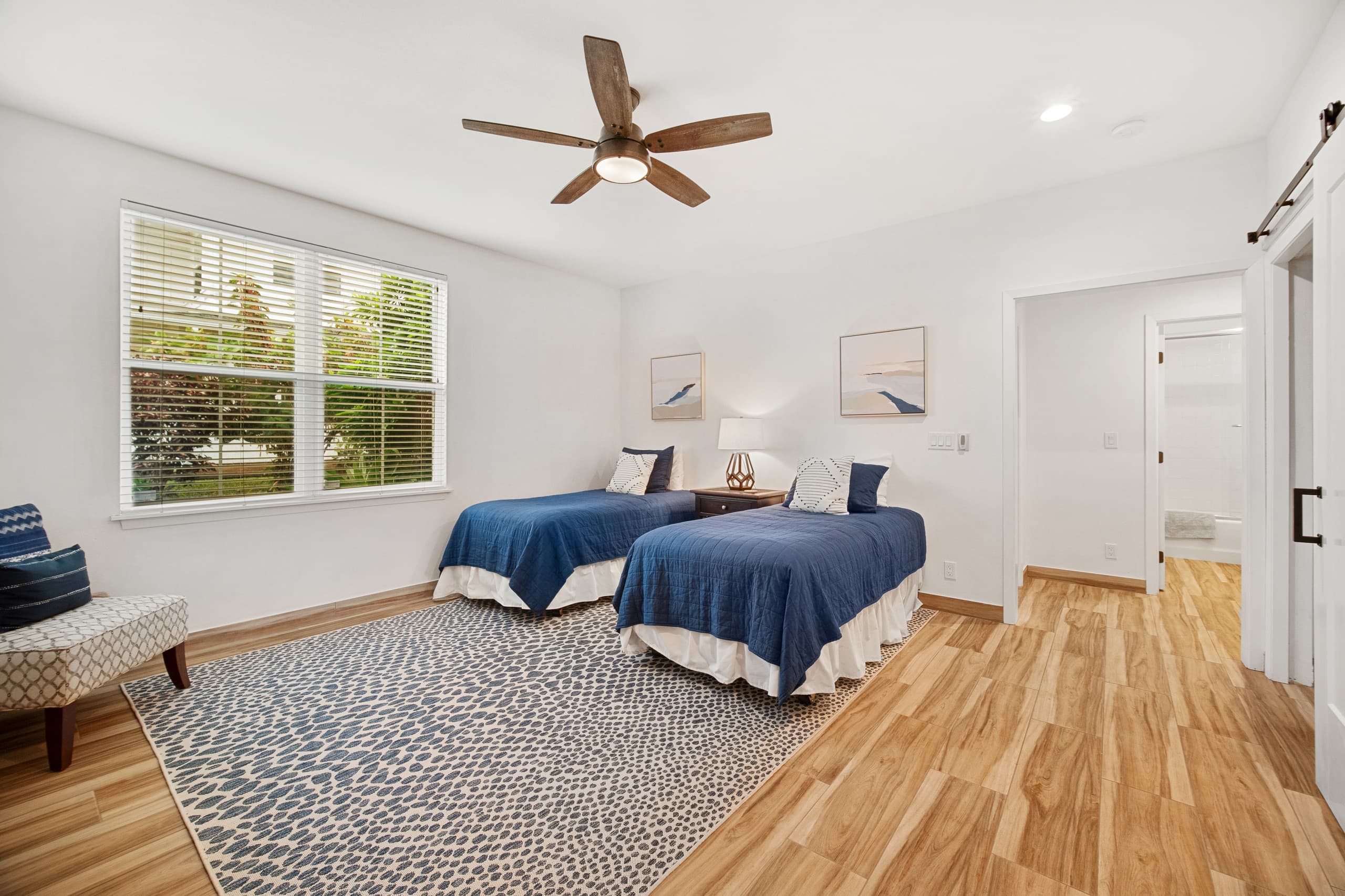 Townhouse in Princeville · ★4.94 · 2 bedrooms · 4 beds · 2.5 shared baths - Image 29