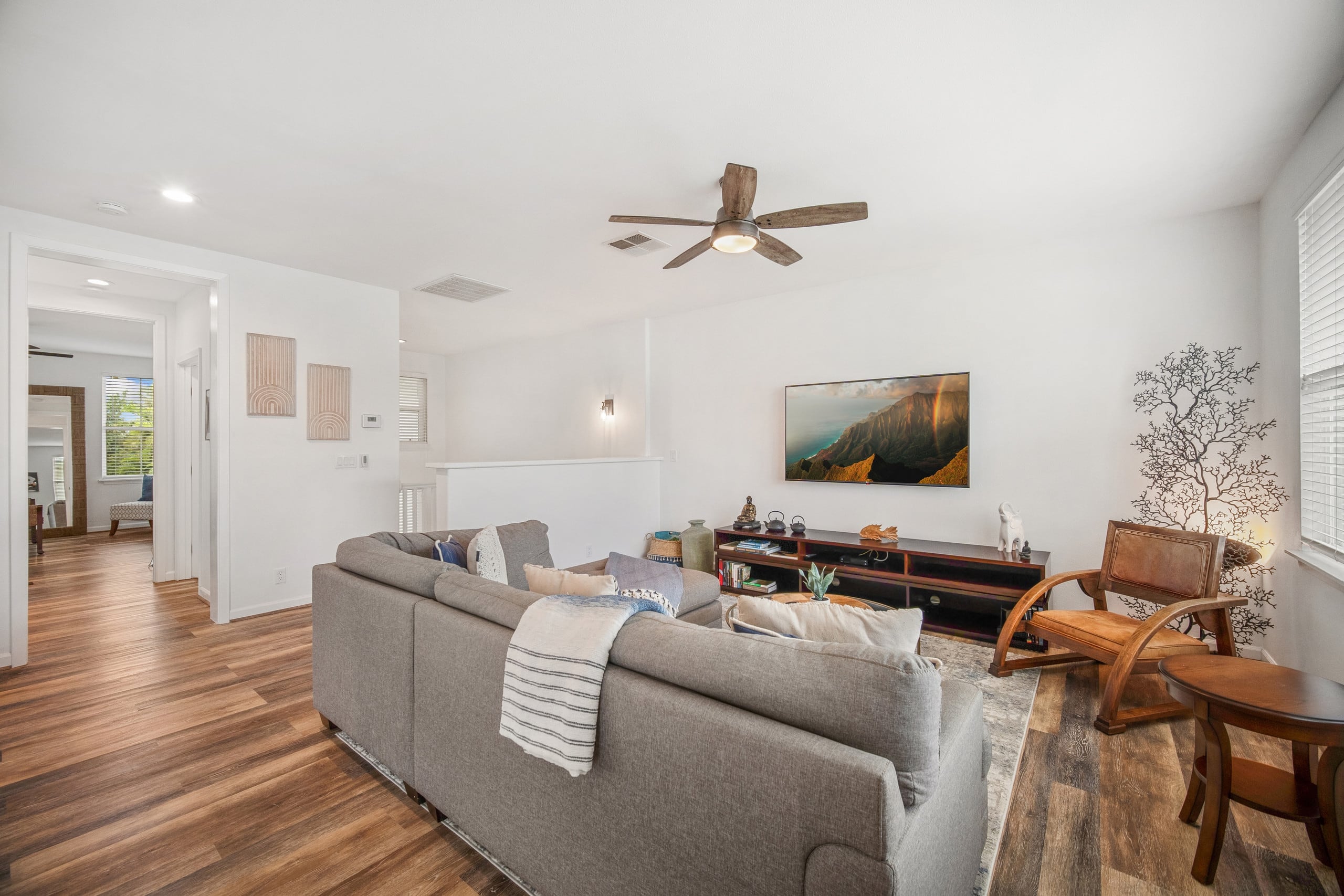 Townhouse in Princeville · ★4.94 · 2 bedrooms · 4 beds · 2.5 shared baths - Image 11