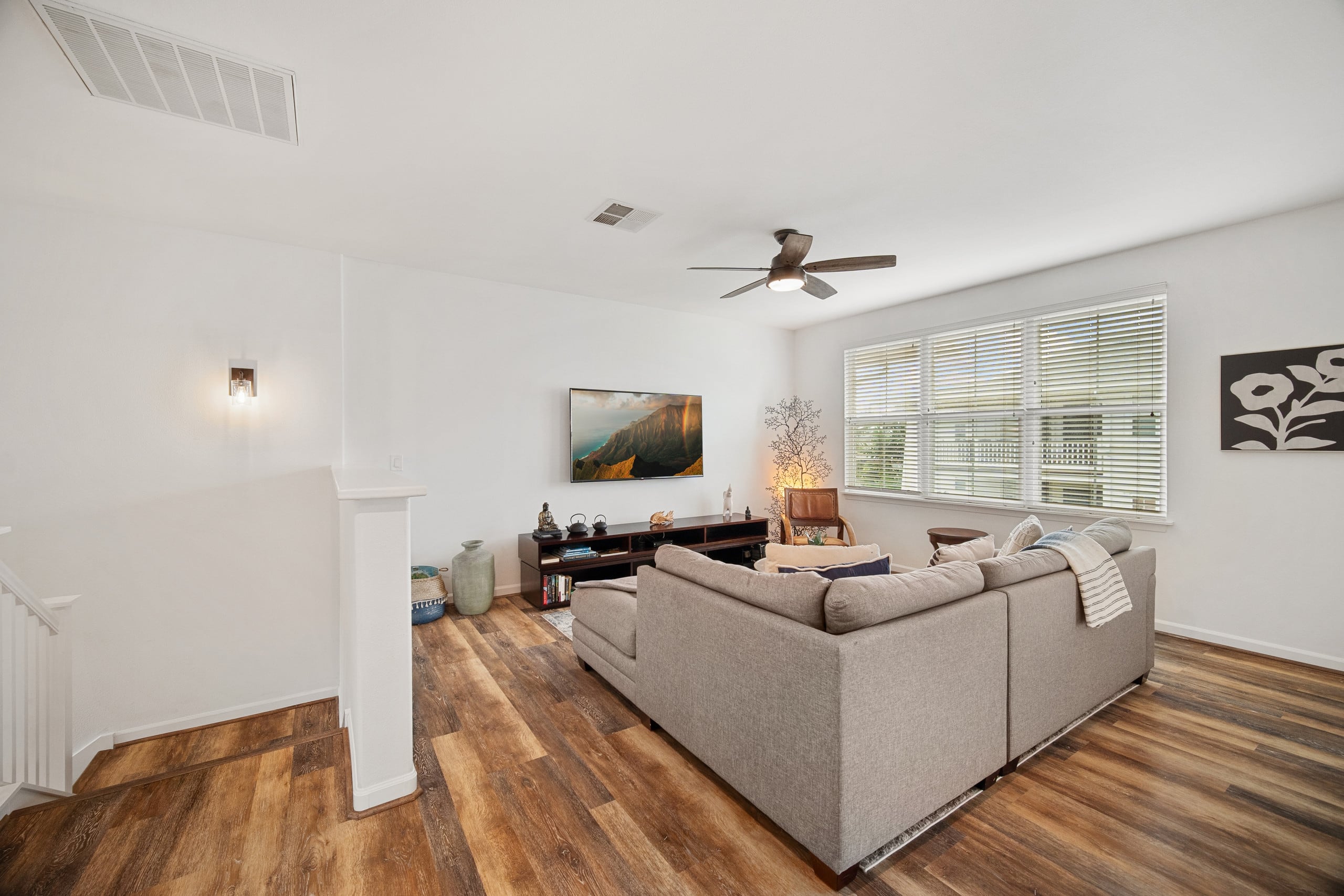Townhouse in Princeville · ★4.94 · 2 bedrooms · 4 beds · 2.5 shared baths - Image 9