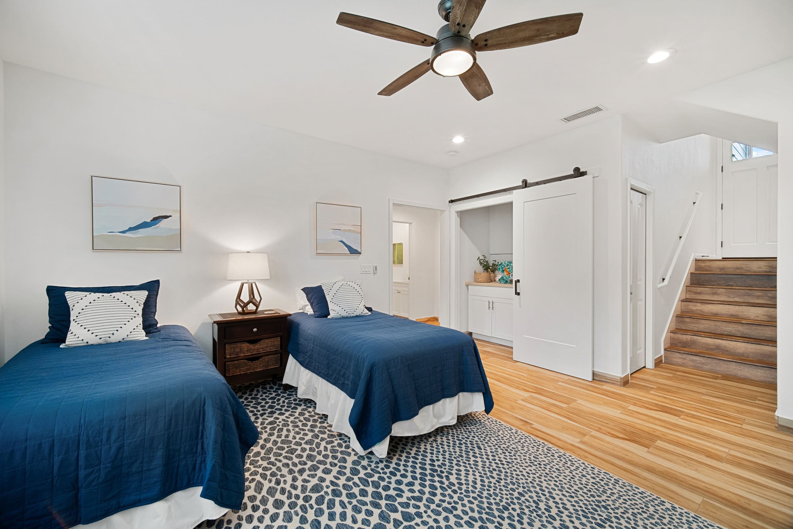 Townhouse in Princeville · ★4.94 · 2 bedrooms · 4 beds · 2.5 shared baths - Image 30