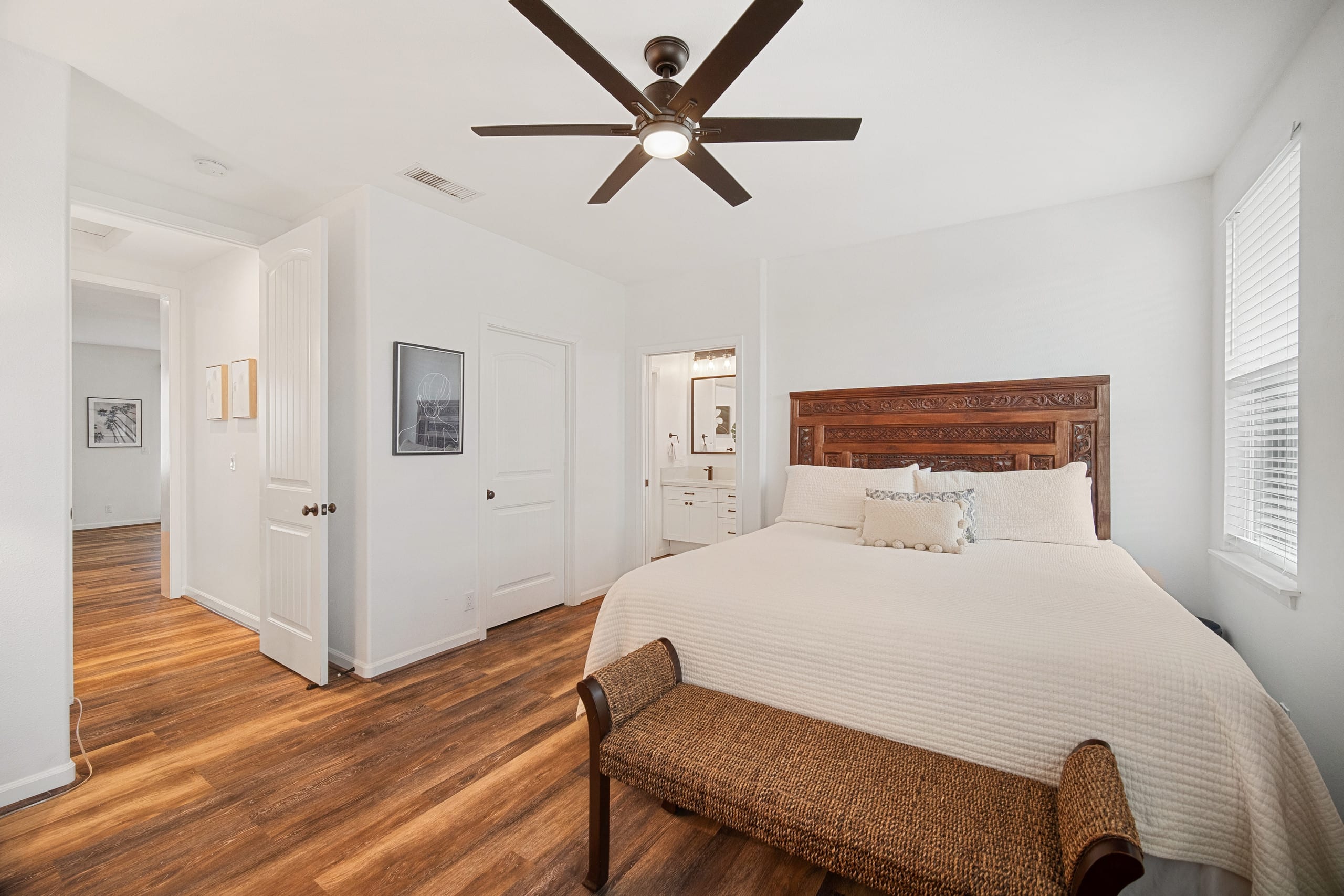 Townhouse in Princeville · ★4.94 · 2 bedrooms · 4 beds · 2.5 shared baths - Image 19