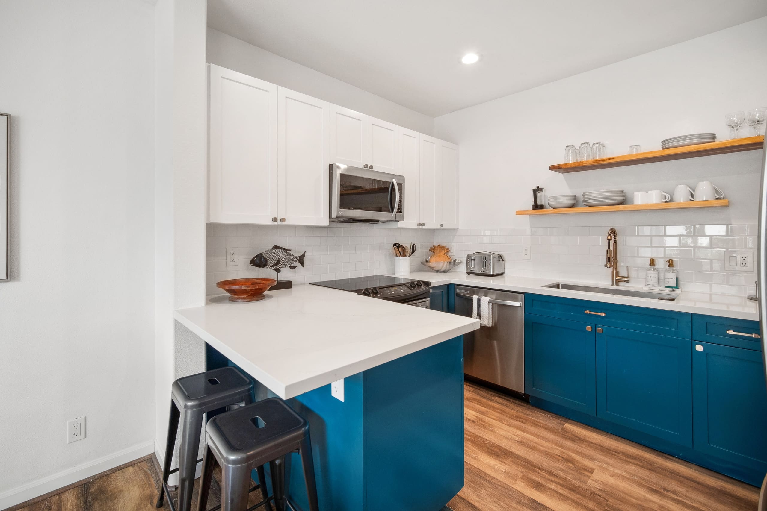 Townhouse in Princeville · ★4.94 · 2 bedrooms · 4 beds · 2.5 shared baths - Image 17
