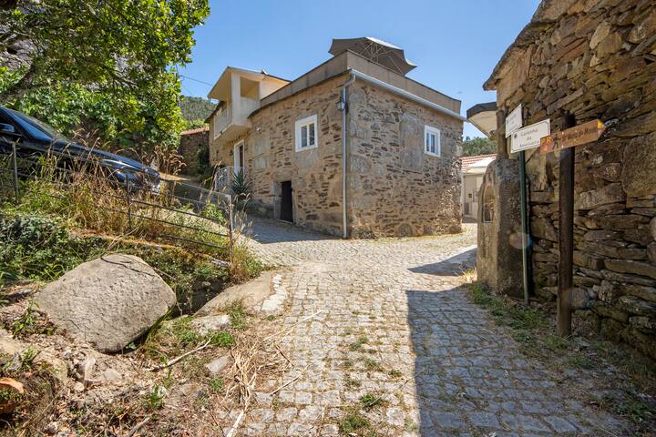 Aroucanatur gallery image 2