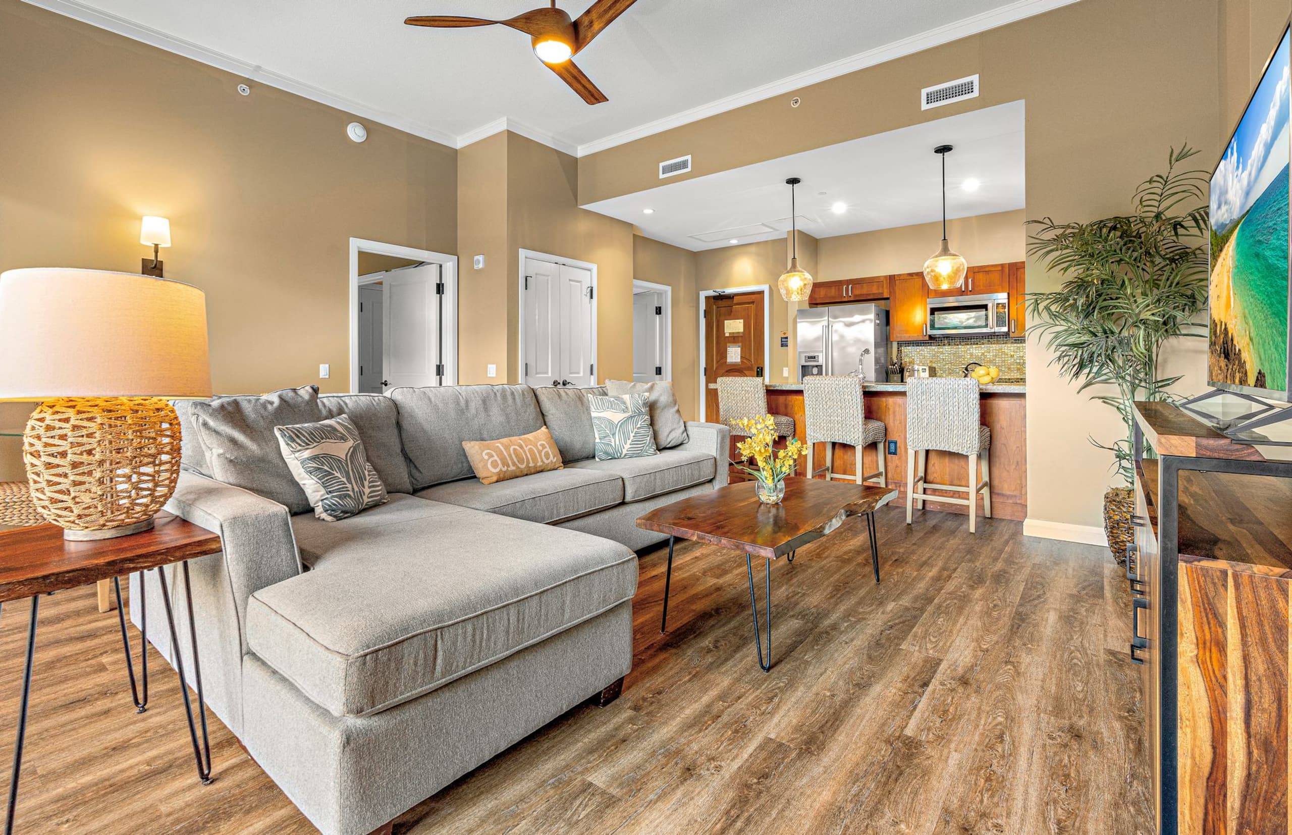 Condo in Lahaina · ★4.92 · 1 bedroom · 2 beds · 1 bath - Image 8