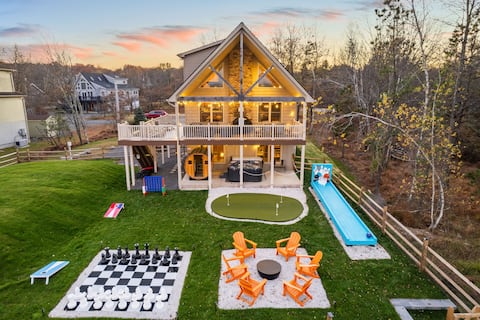 Lakefront, Movie & Game Rooms, Hot Tub, Sauna, etc