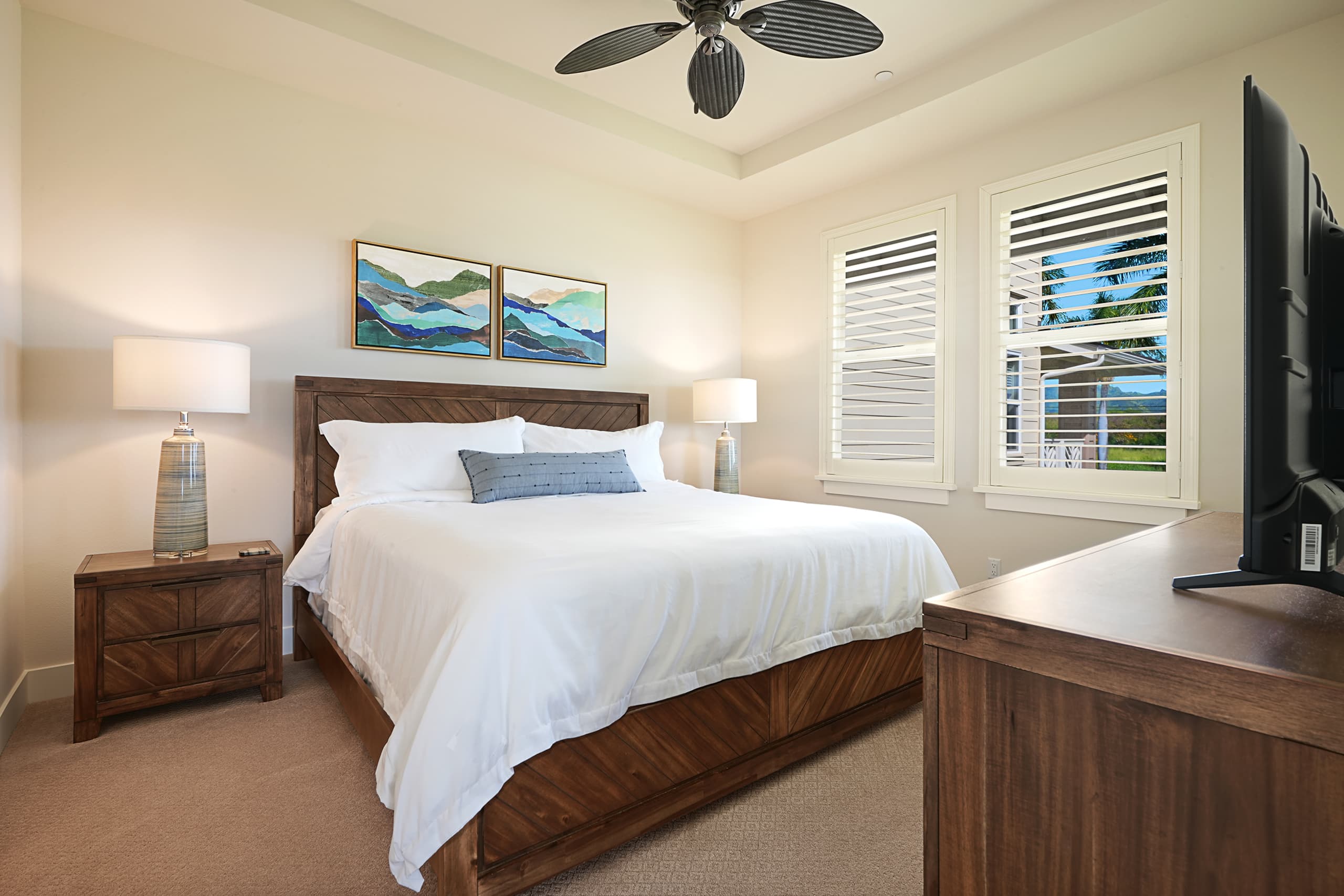 Pili Mai by Gather: Modern Condo w/ Pool & Lanai - Image 11