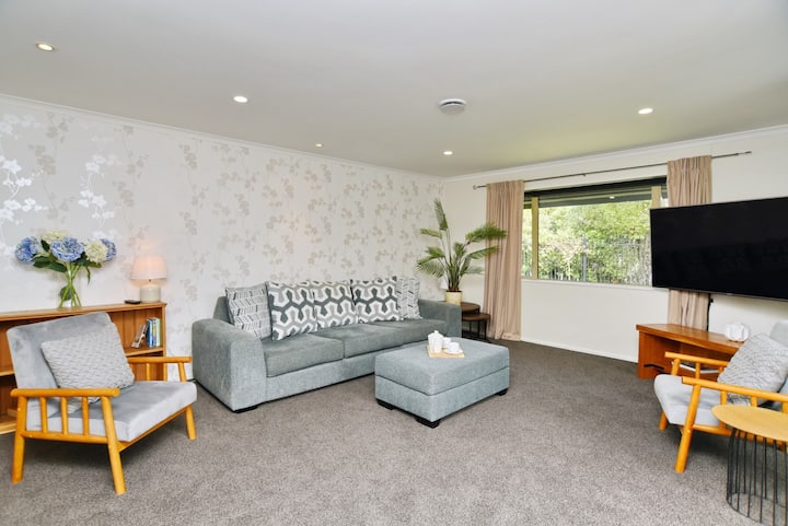 Stay At Puhara - Parklands Escape - Christchurch
