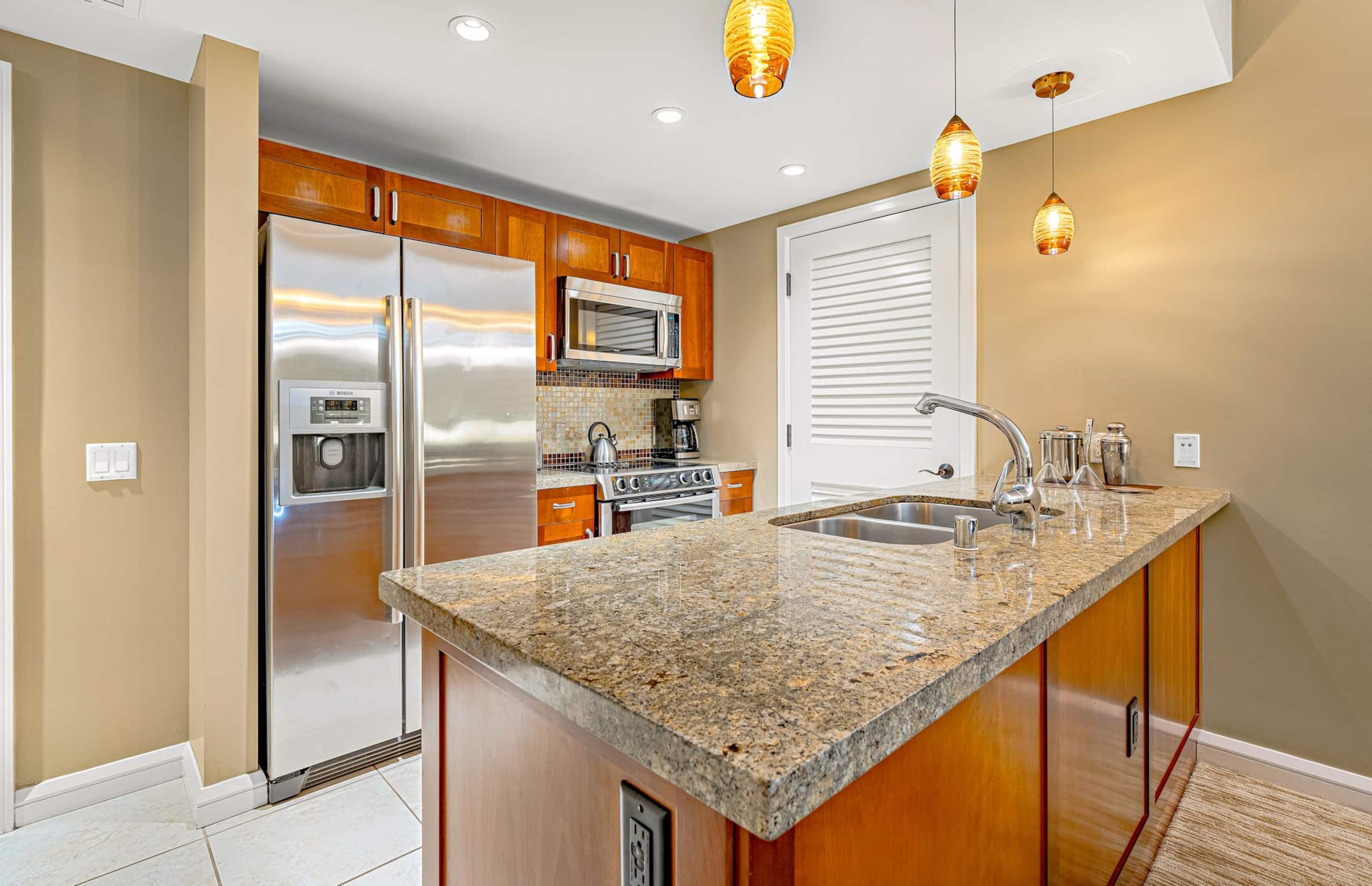 Condo in Lahaina · ★4.86 · 1 bedroom · 2 beds · 1 bath - Image 11