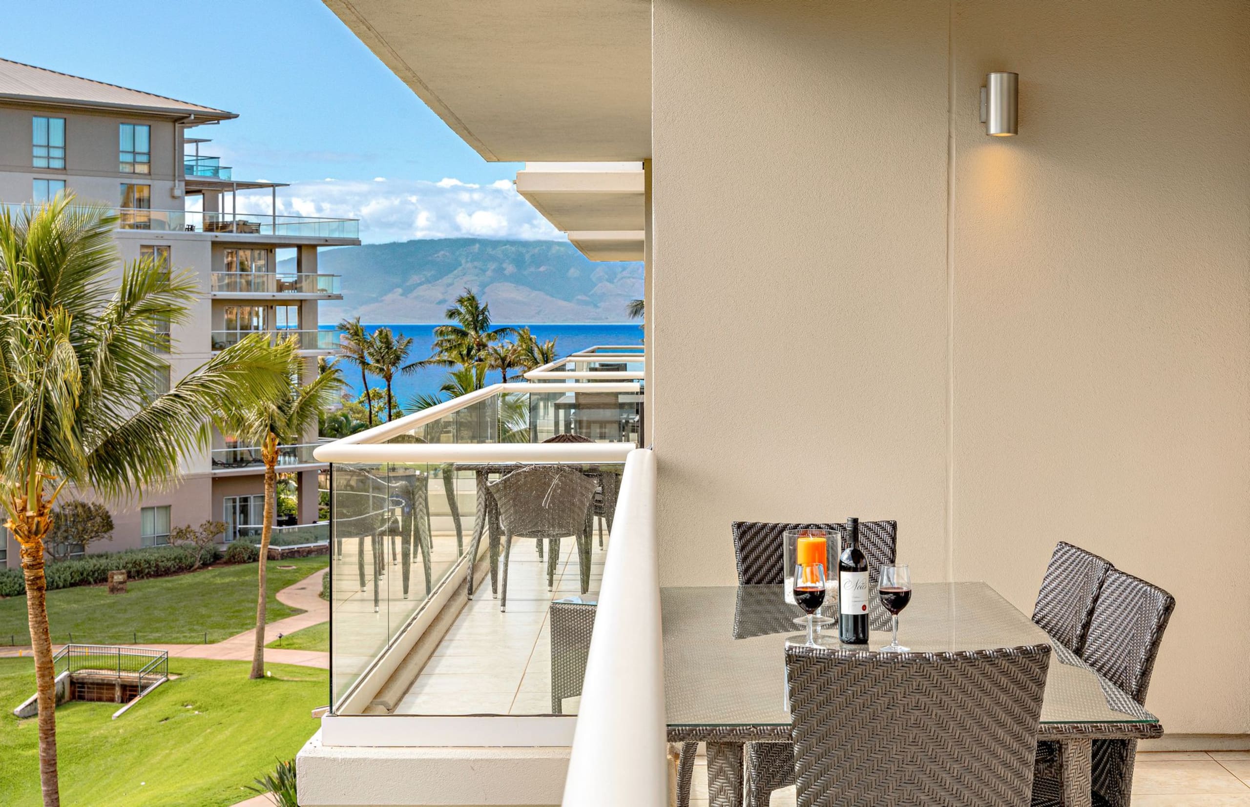Condo in Lahaina · ★4.86 · 1 bedroom · 2 beds · 1 bath - Image 3