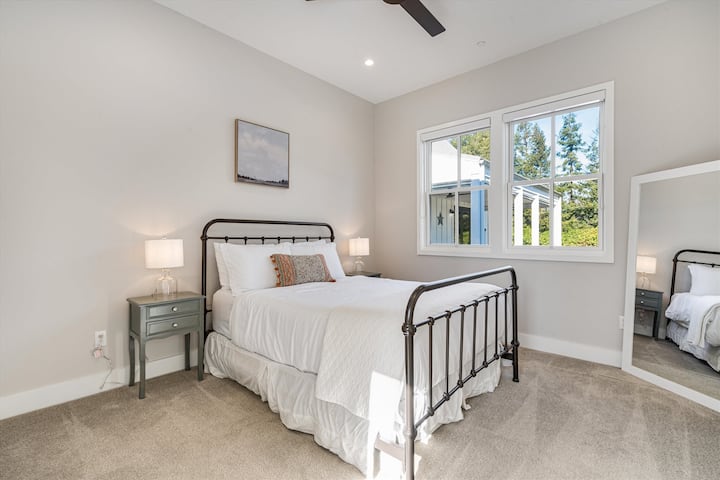 Cama doble tamaño queen