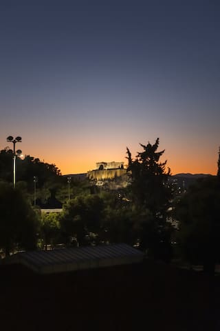 Spacious 3bdr Townhouse with Monumental View