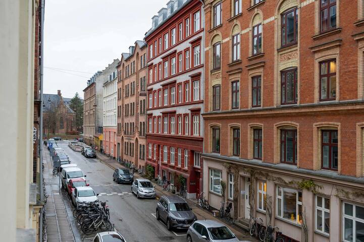 Stylish & Bright 2 Bedroom in CPH N gallery image 5