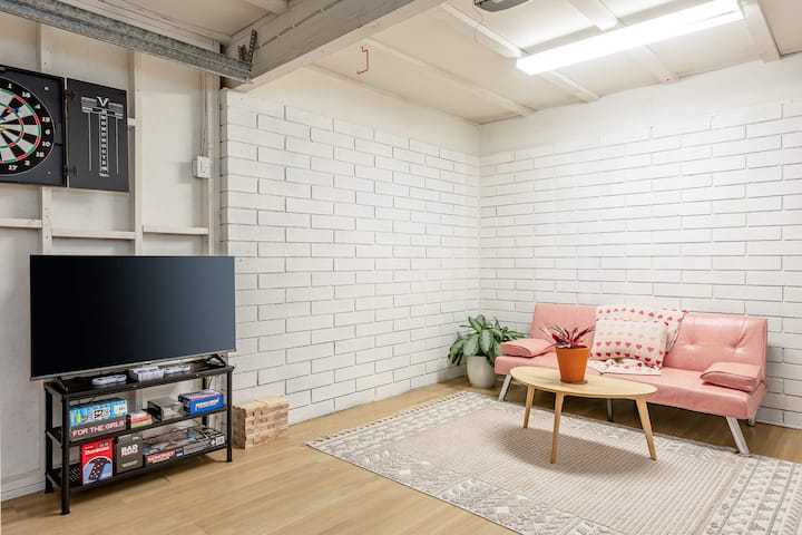 Ambienti i dhomës së gjumit