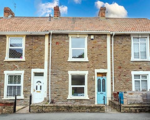 Stella's Cottage by STAE-Homes