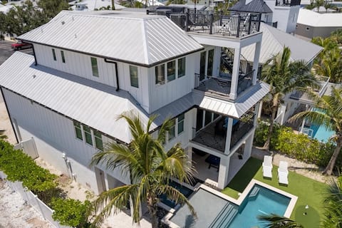 Walk to Beach, Spa, Pool, Putt Putt, Games&More