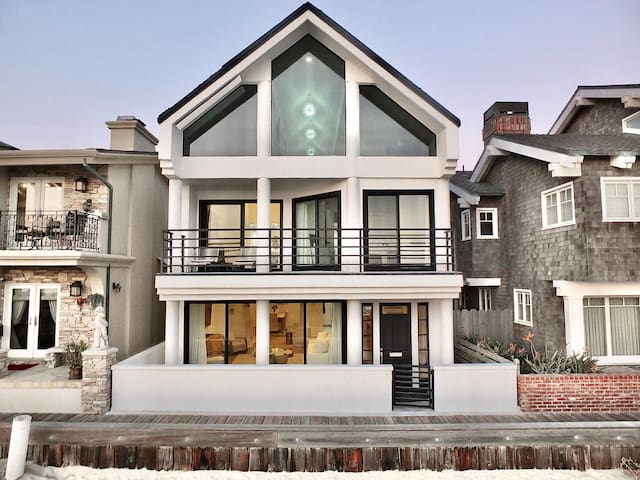 Beachfront on the LB Peninsula