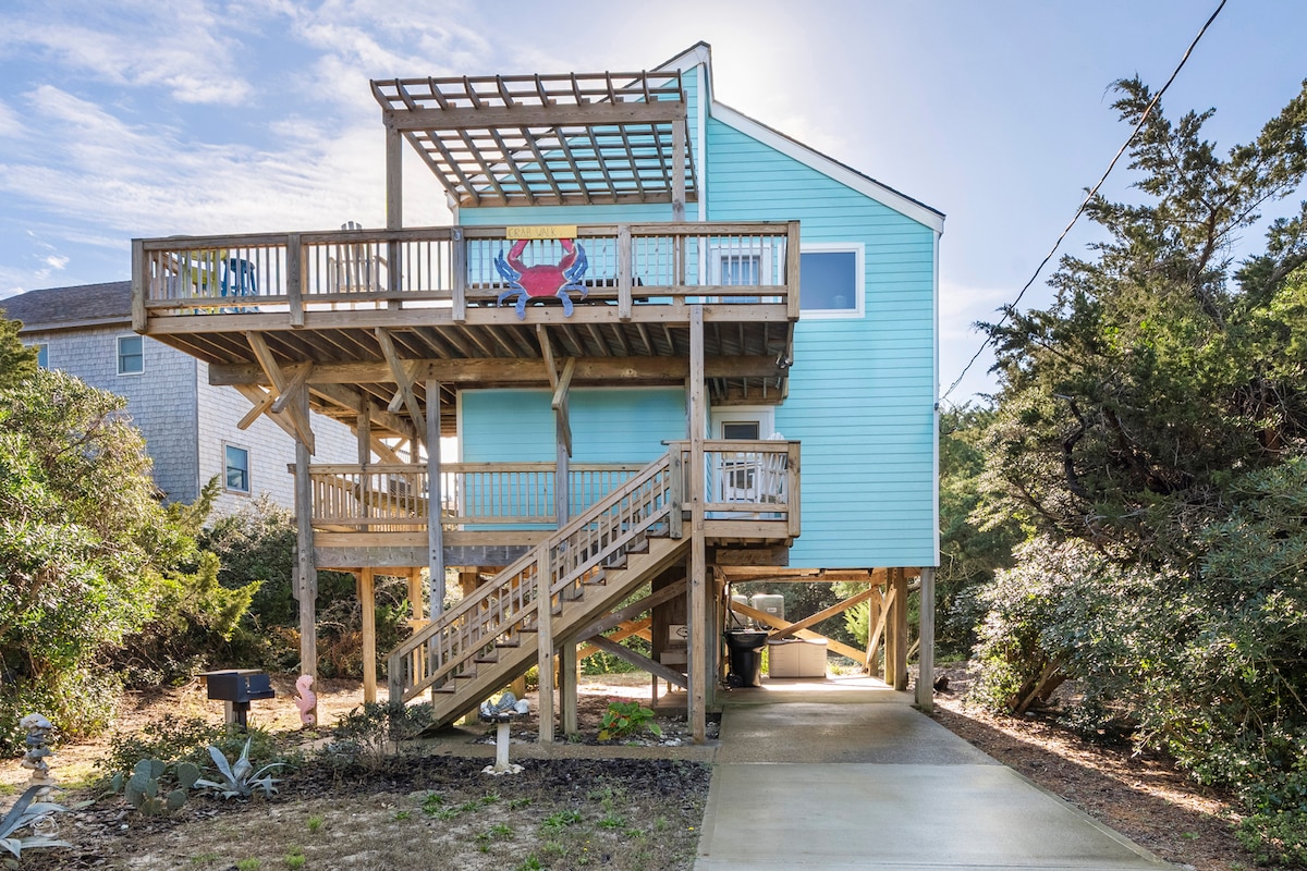 Crab Walk: Oceanside, Short Walk to Beach