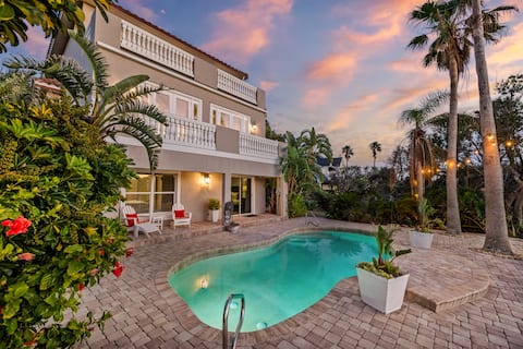 Coastal home w/ pool & boat slip