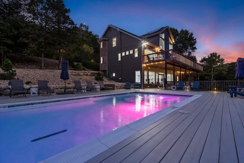 Van Kirk Cove – 6 BDR Stunner!