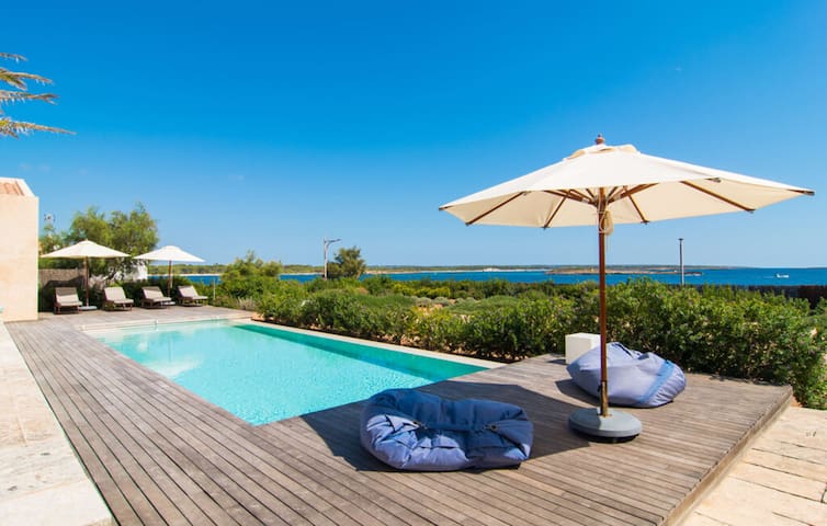 Villa Cabrera gallery image 3