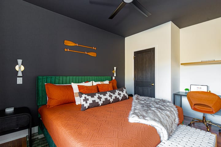 Lake Galena–inspired bedroom