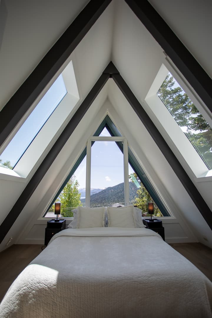 Úžasné výhľady zo všetkých strán.