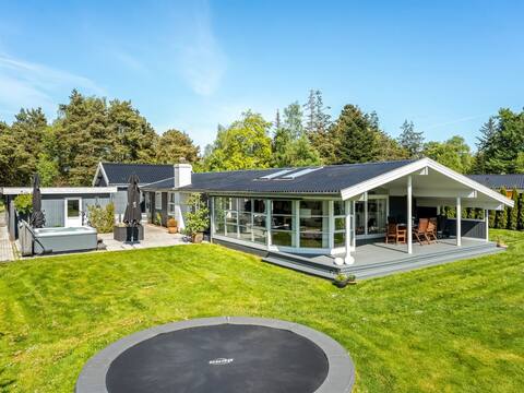 "Timao" - 750m from the sea by Interhome