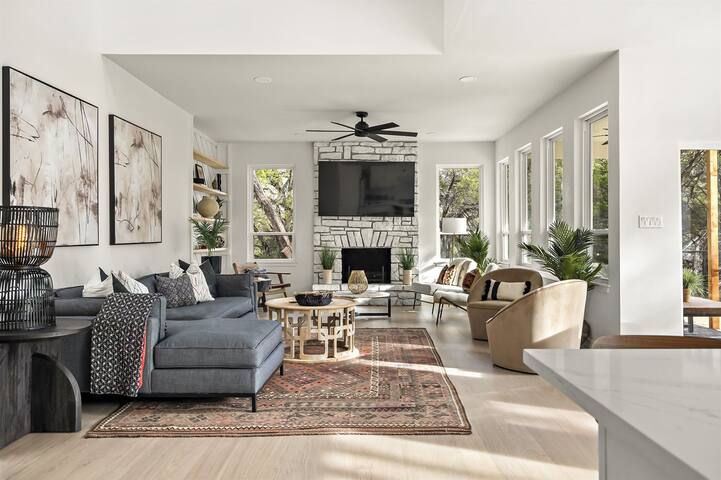 La Serena ~ Wilderness Retreat ~ Pool + Hot Tub gallery image 3