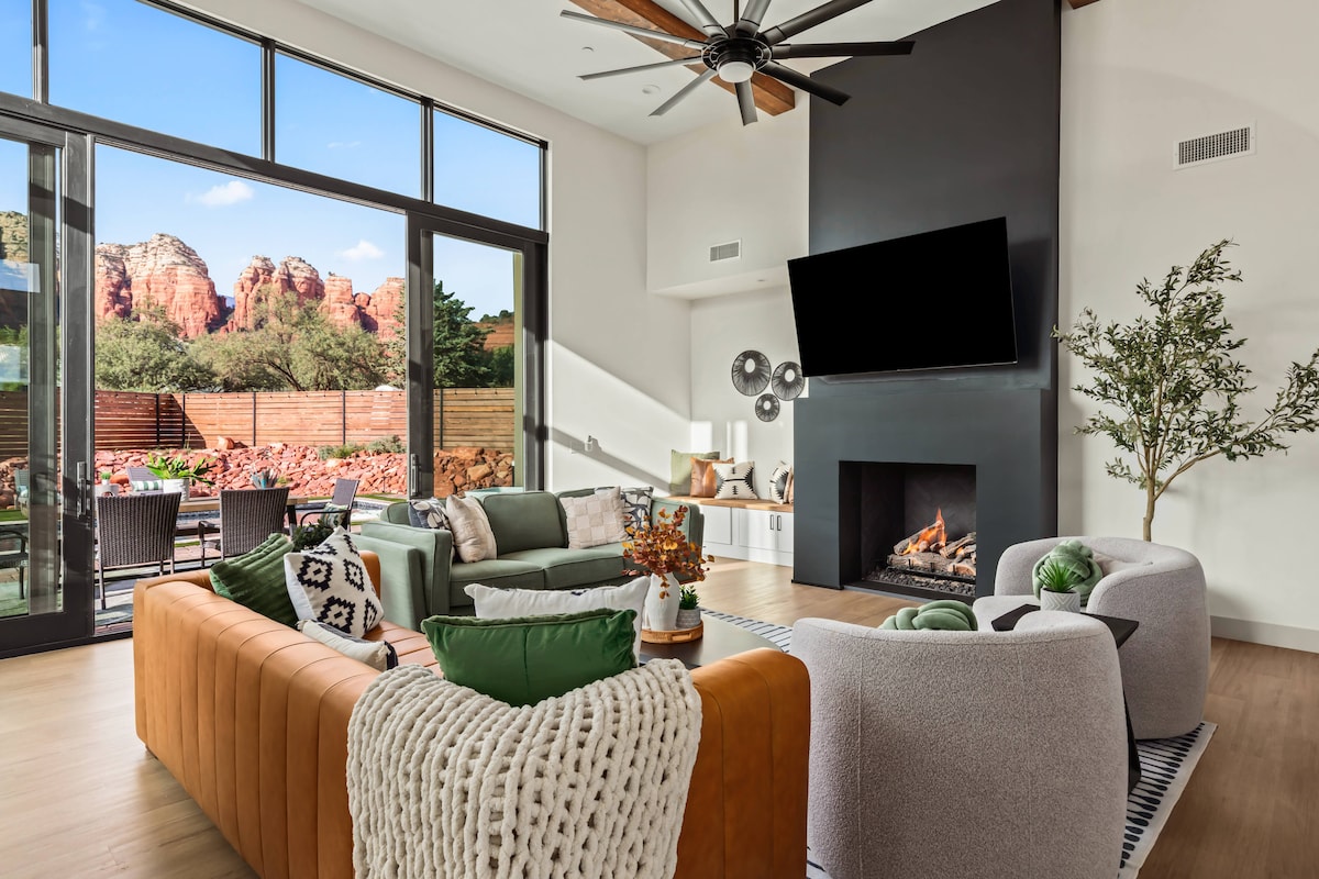 Living room with red rock views