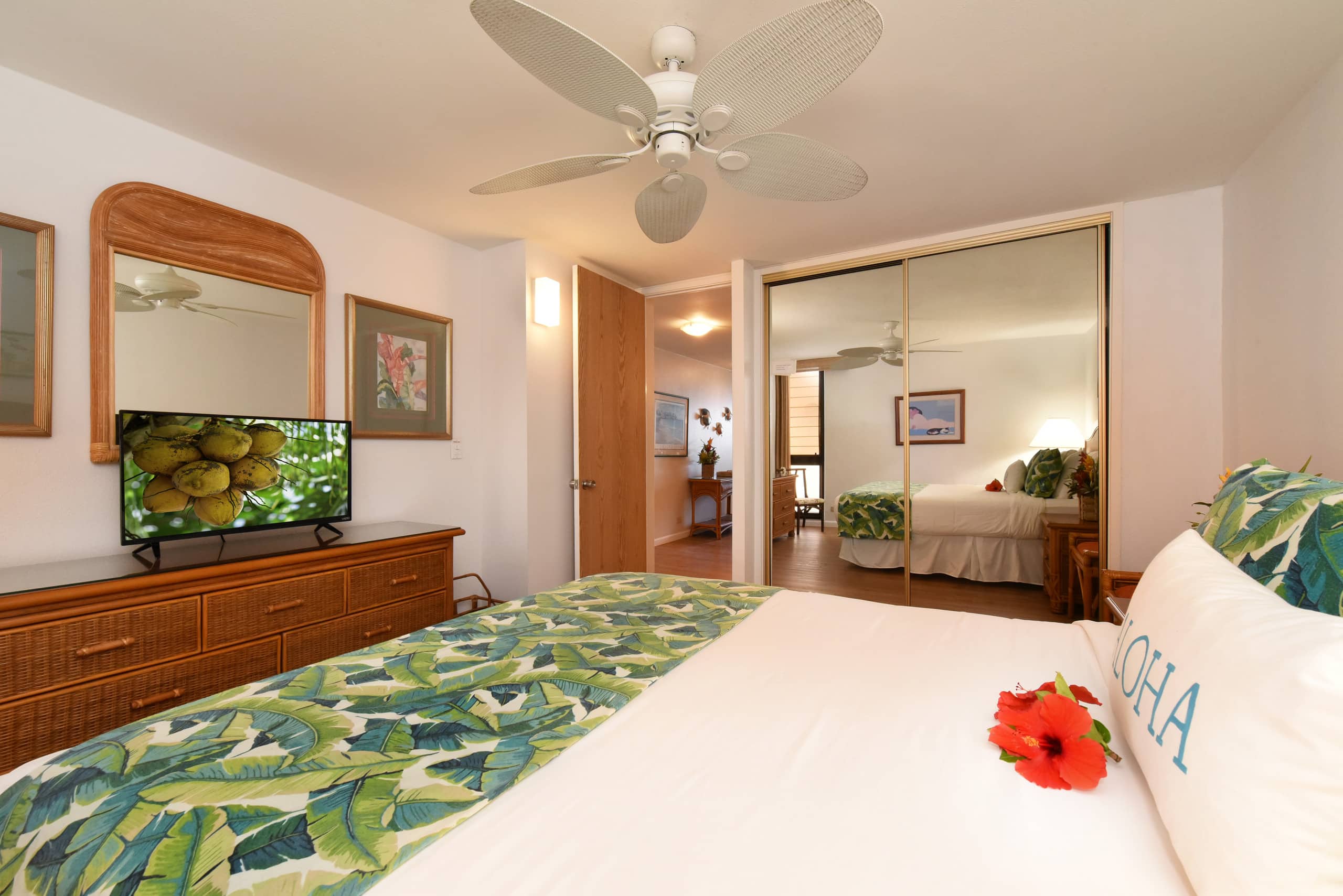 Condo in Lahaina · ★4.83 · 1 bedroom · 2 beds · 1 bath - Image 14