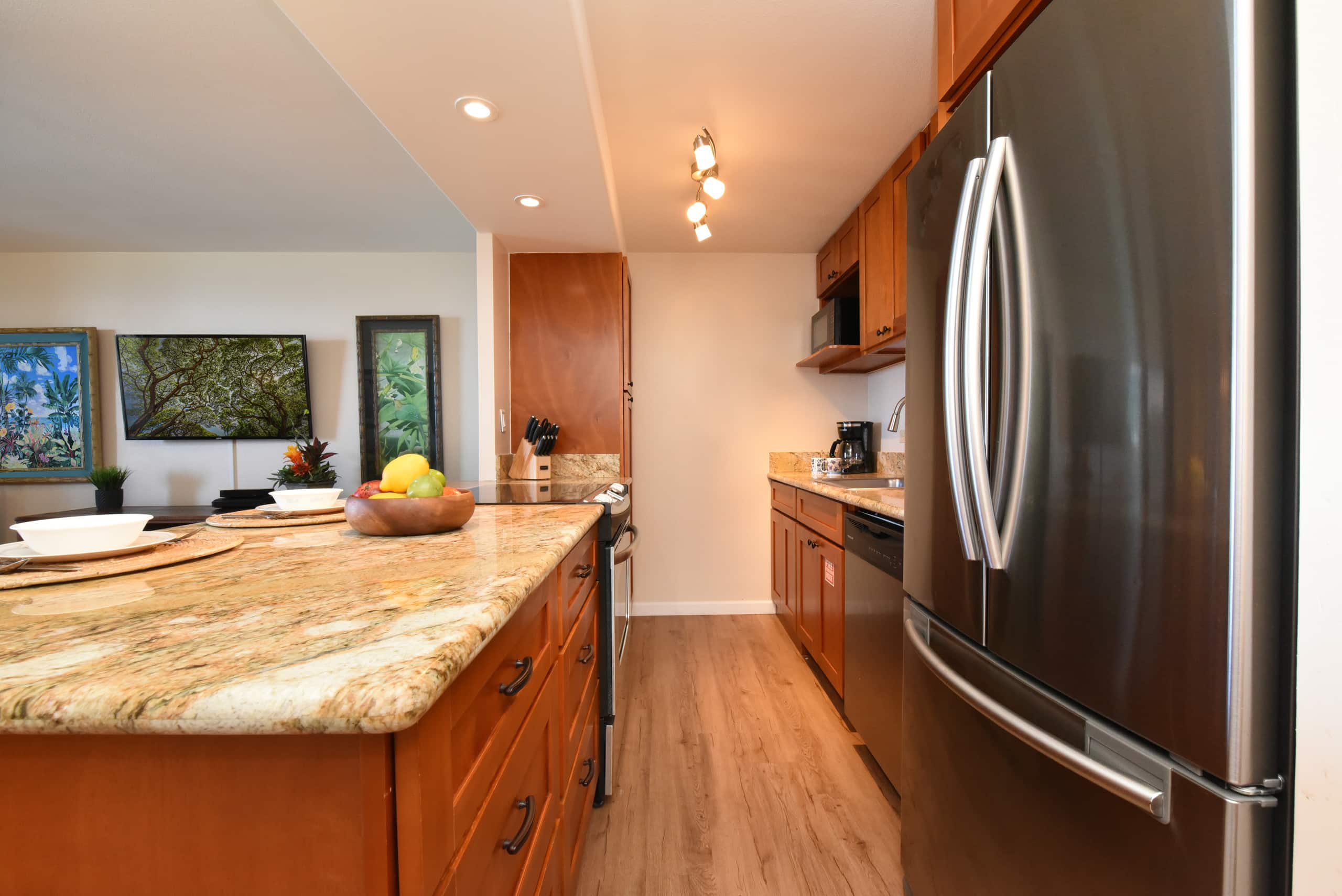 Condo in Lahaina · ★4.83 · 1 bedroom · 2 beds · 1 bath - Image 8