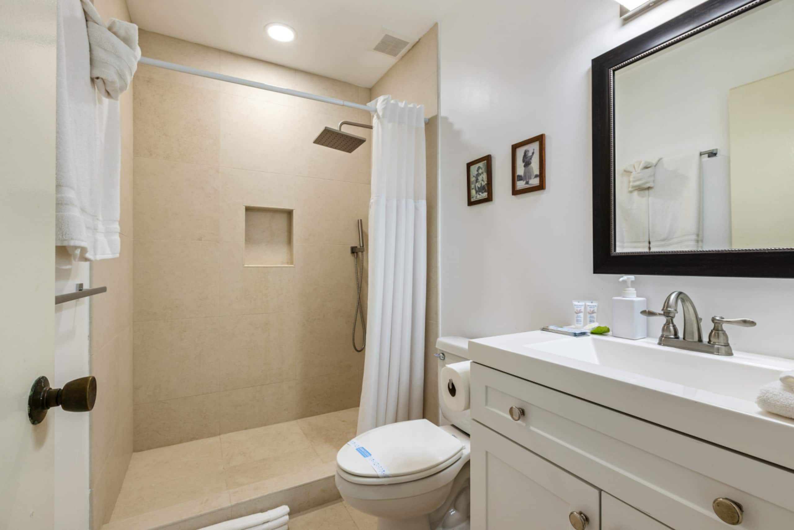 Home in Kahuku · ★4.79 · 2 bedrooms · 3 beds · 3 private baths - Image 47