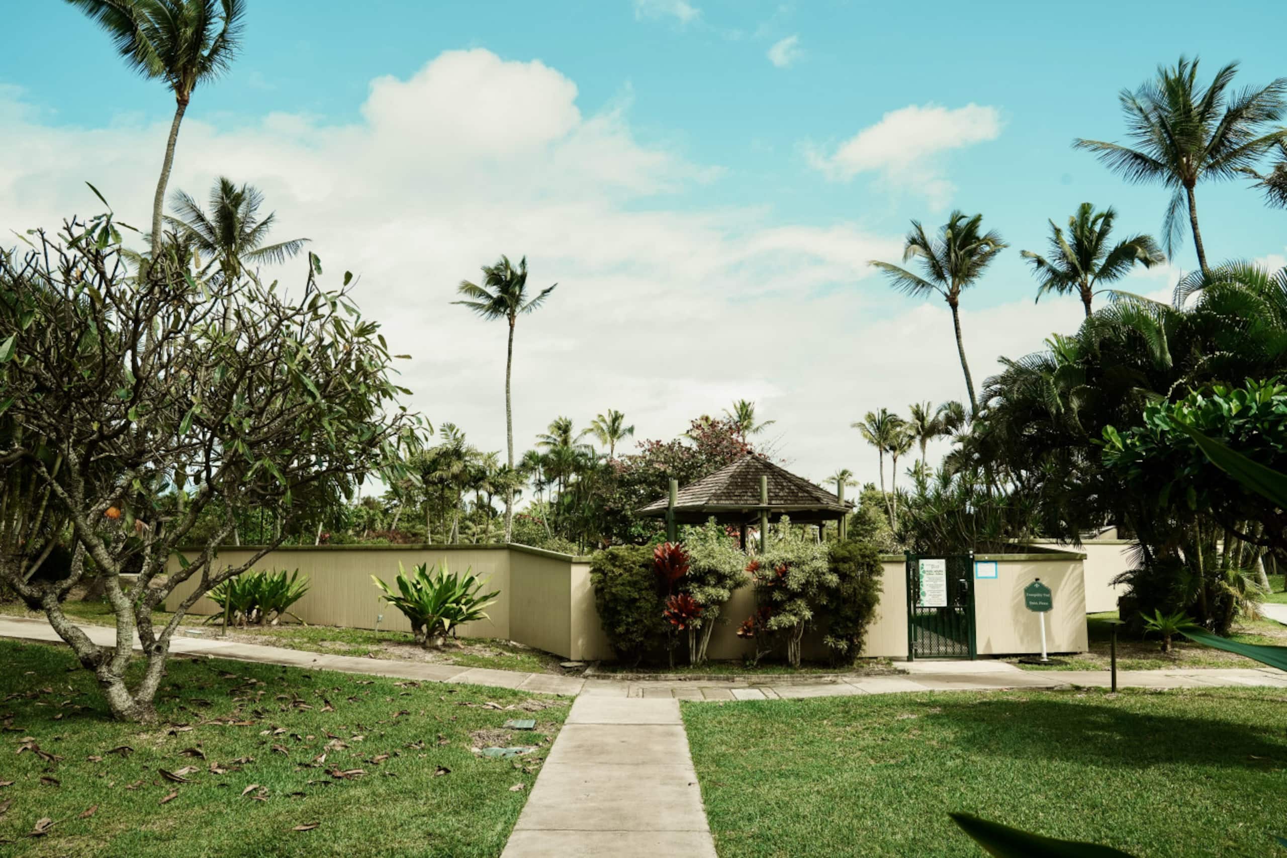 Home in Kahuku · ★4.79 · 2 bedrooms · 3 beds · 3 private baths - Image 39