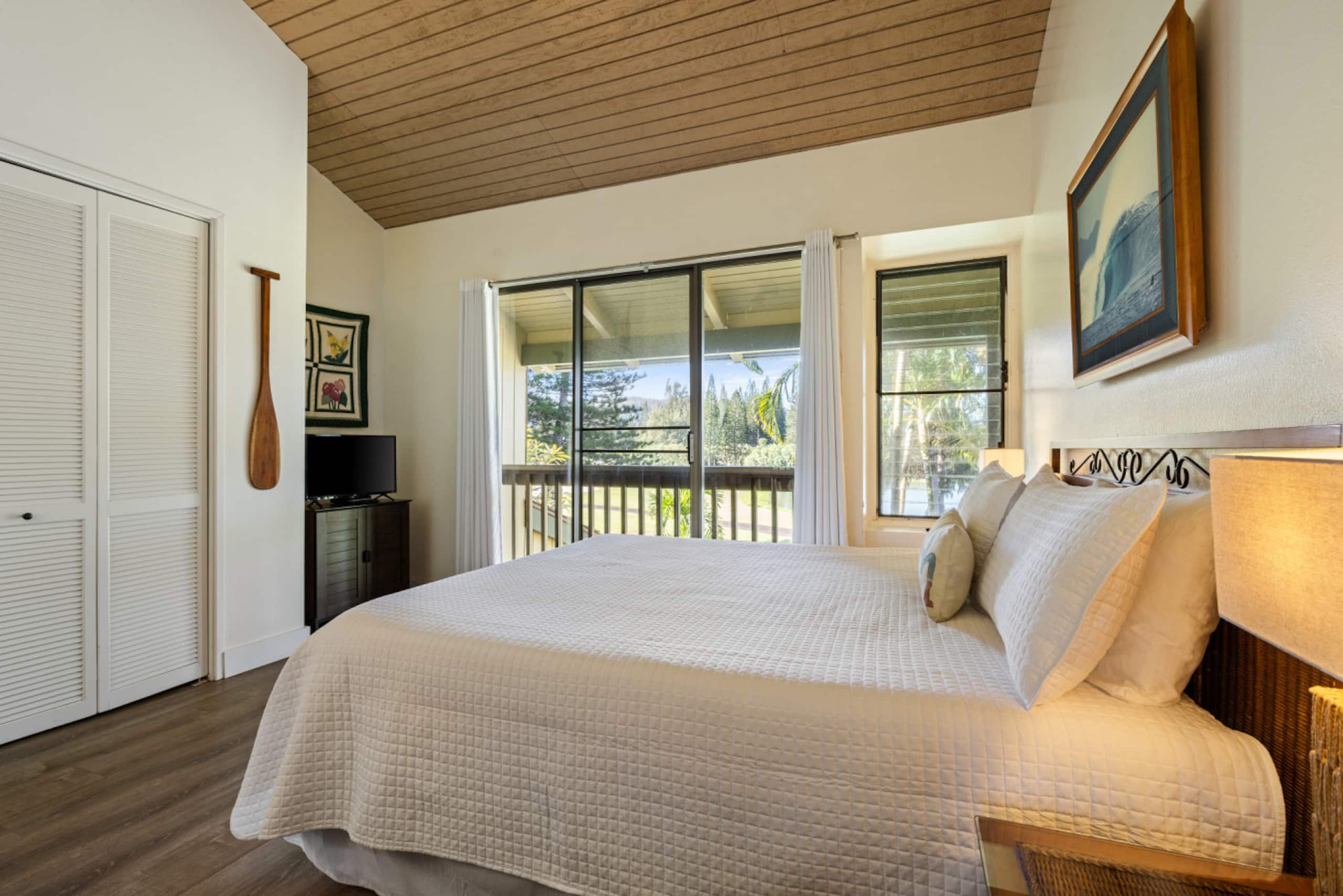 Home in Kahuku · ★4.79 · 2 bedrooms · 3 beds · 3 private baths - Image 58