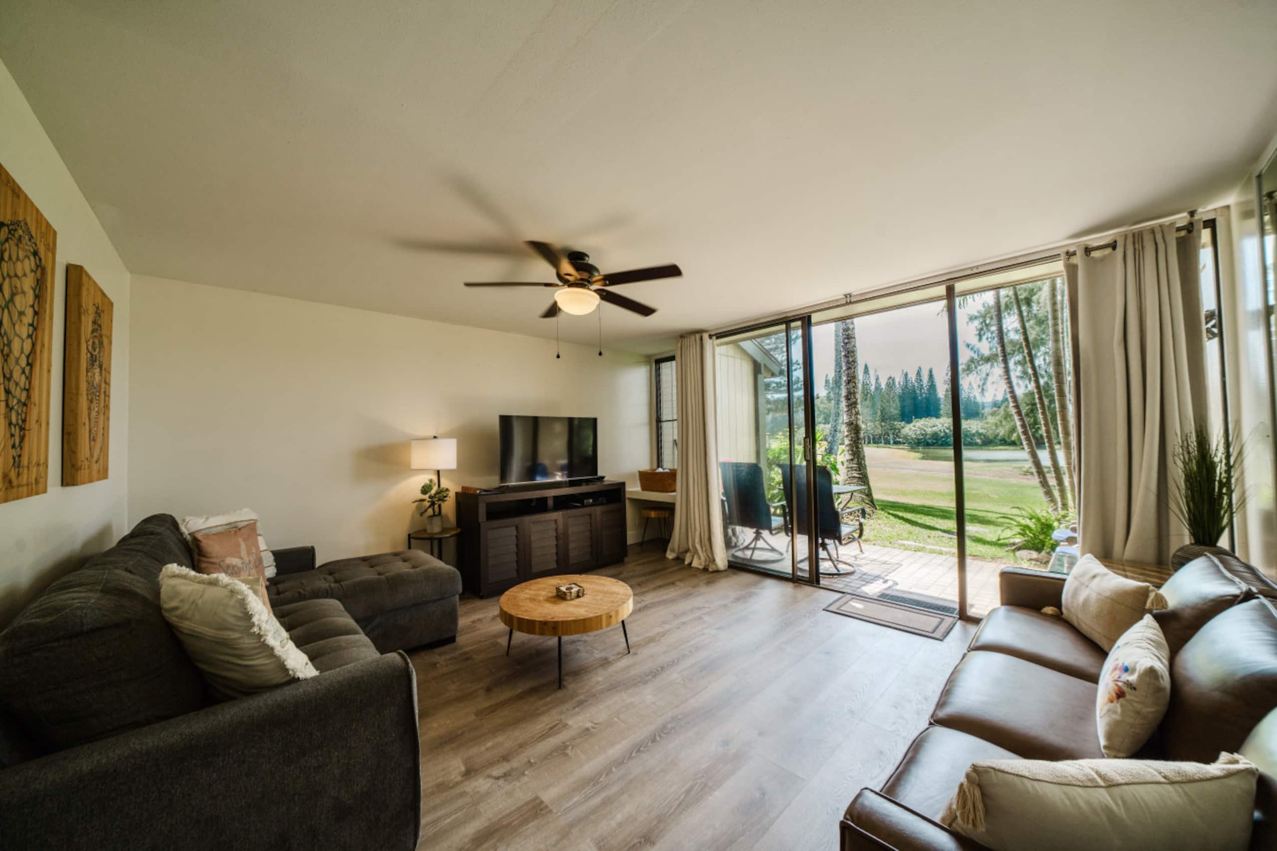 Home in Kahuku · ★4.79 · 2 bedrooms · 3 beds · 3 private baths - Image 1