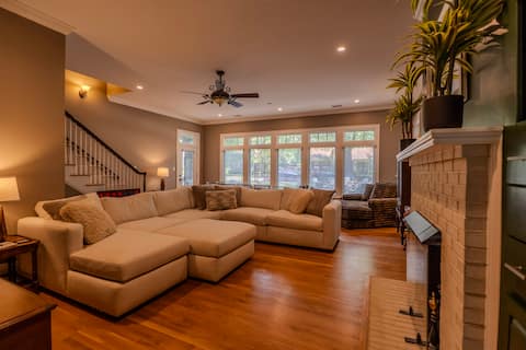 Five Points 5BR 7BA Home/Golf, Fire Pit & Elevator