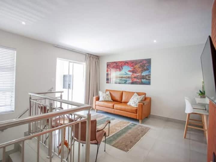 Luxury | Stylish Apartment In Central George - George