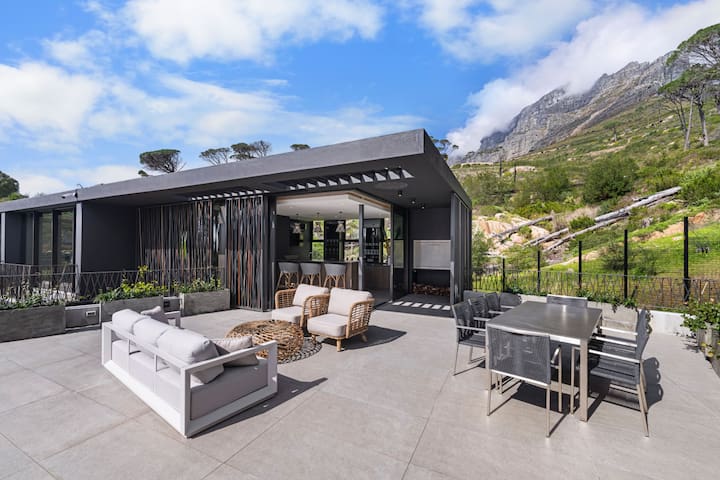 SimpliRent managed Airbnb listing 1