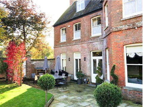 Quay House, Christchurch, Dorset